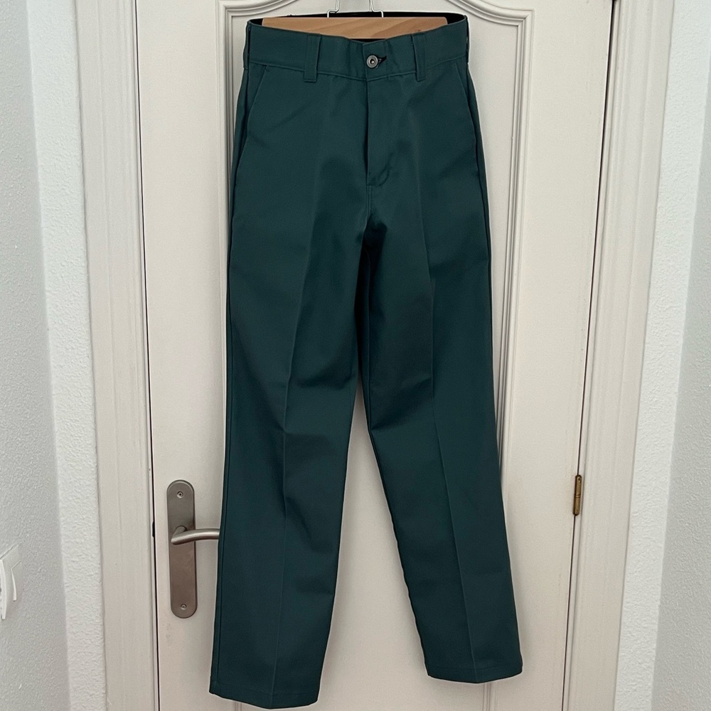 Dickies Skateboarding Pants in Lincoln Green NWOT 30 x 32